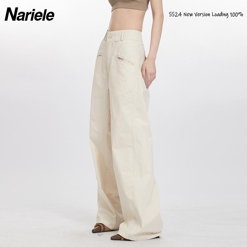 Pantalons |  Le pantalon chino large structuré Pantalons Femme