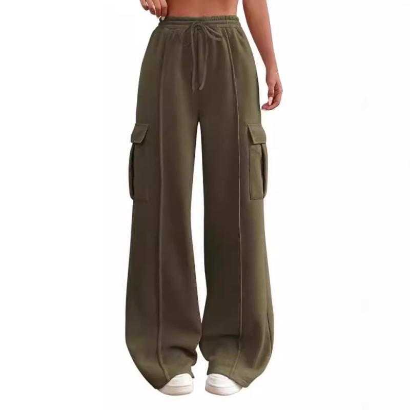 Pantalons |  Le pantalon droit cargo en molleton Pantalons Femme