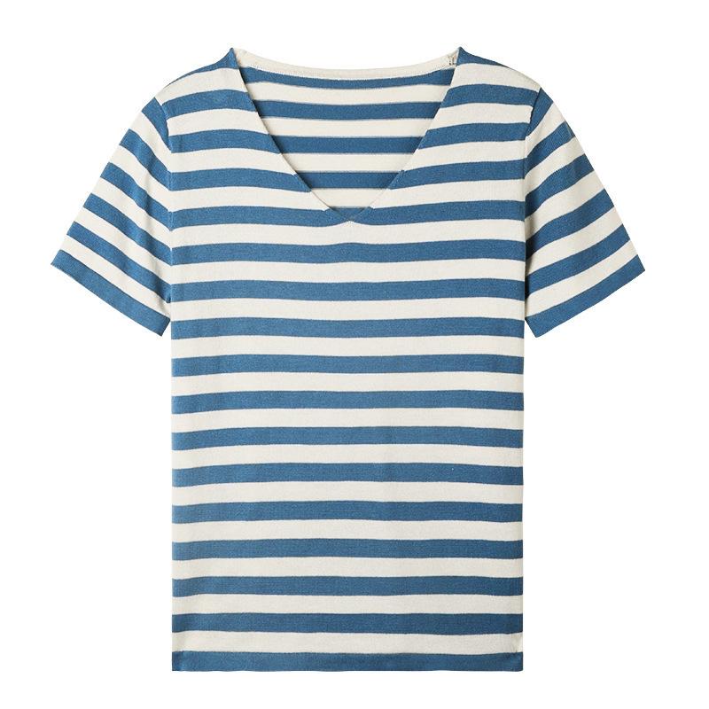 T-shirts |  Le t-shirt col V fluide à motif T-shirts Femme