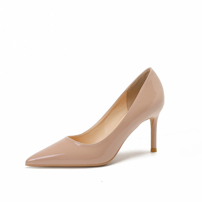 Talons hauts |  L’escarpin lustré bout pointu Vivion Chaussures Femme